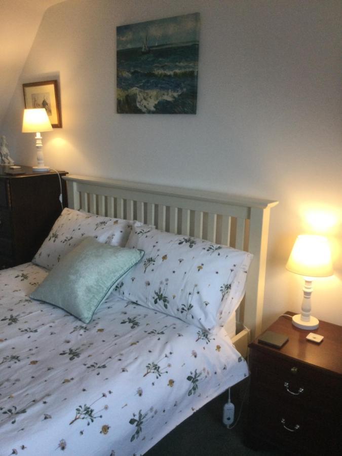 Piper'S Cave Bed And Breakfast Helmsdale Exterior photo