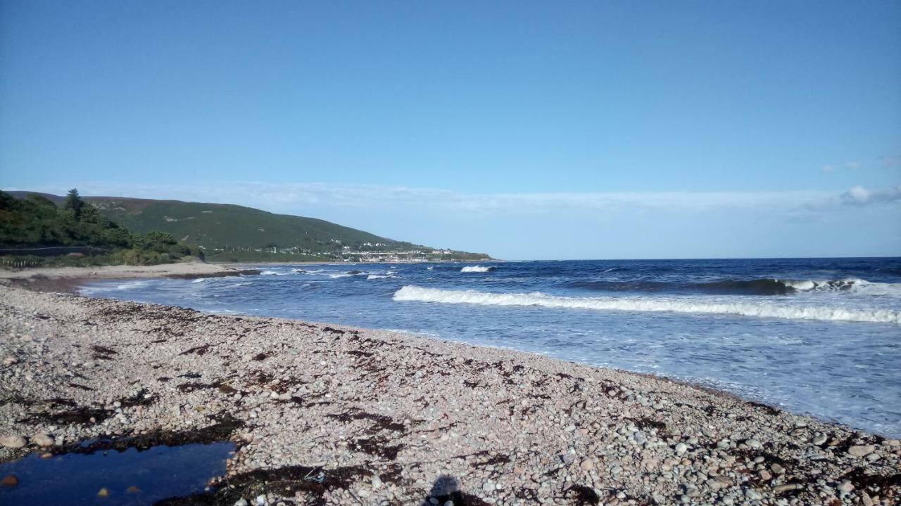 Piper'S Cave Bed And Breakfast Helmsdale Exterior photo